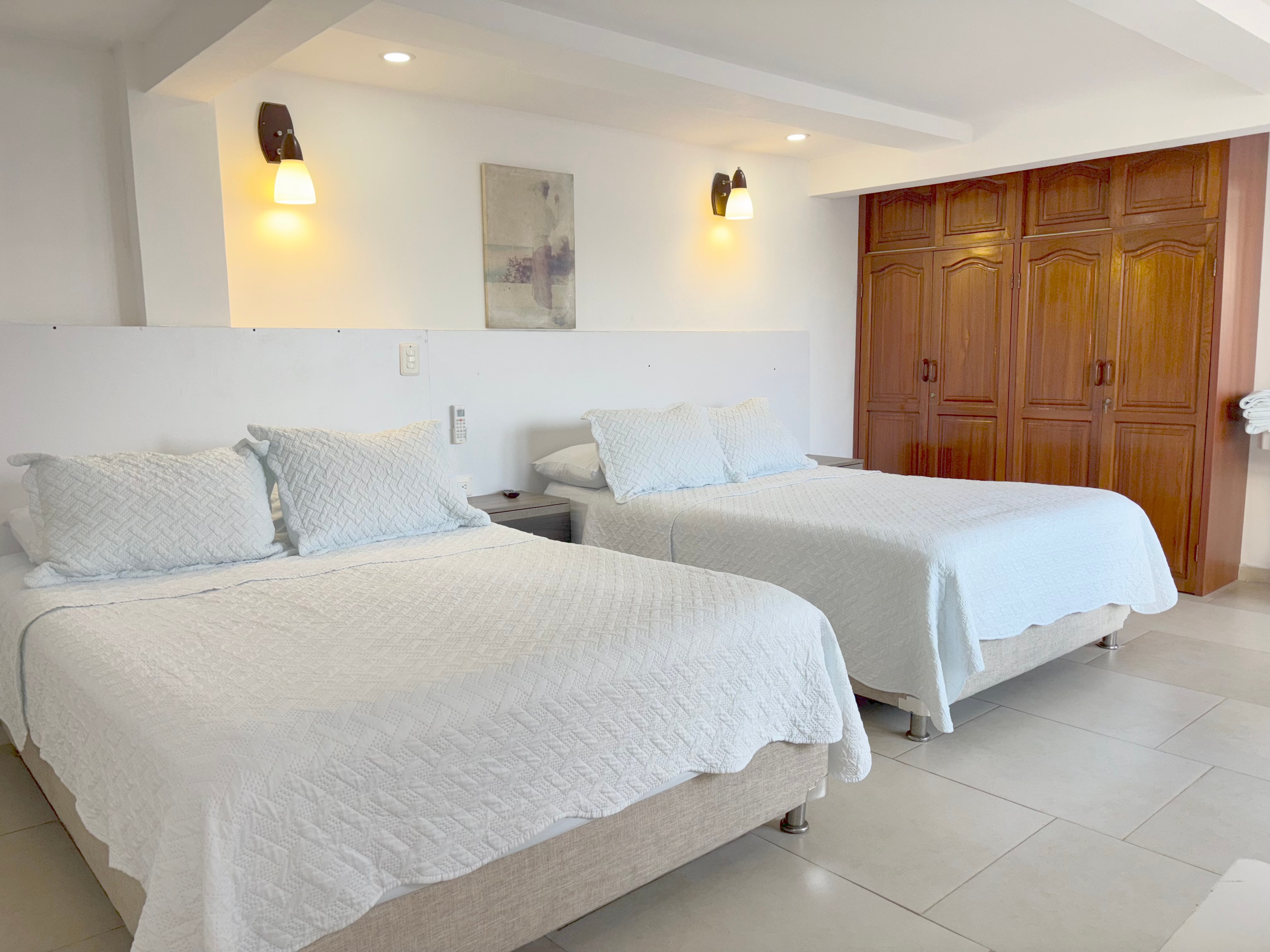 Tómate un Descanso — Akel House Hotel
